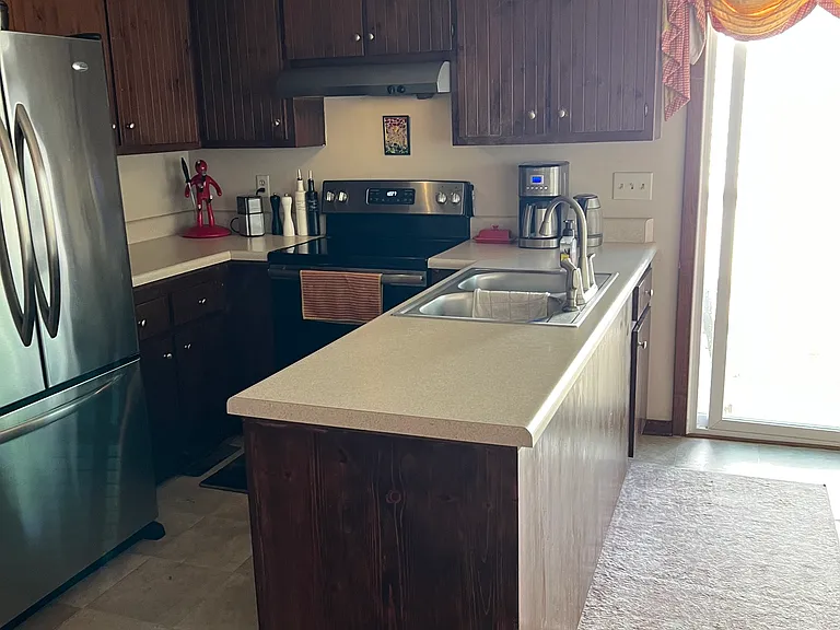 3102 Three Bridges Rd — Photo 4