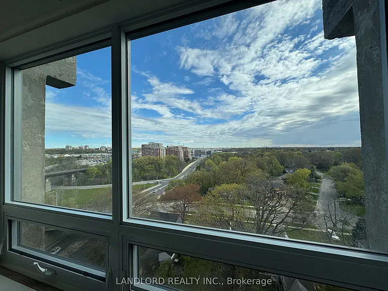 20 Speers Rd #1105 — Photo 29