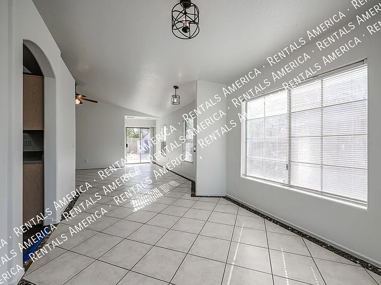 12731 W Sharon Dr — Photo 25