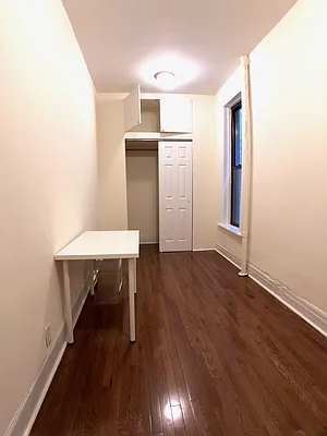 Rented by Avenues Real Estate | media 21