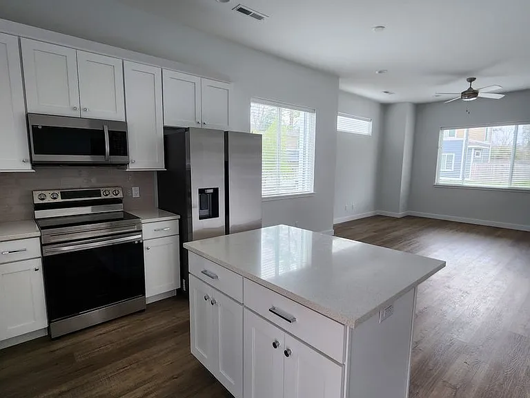 507 Magnolia Creek Ln — Photo 6