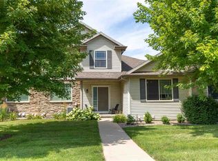 704 Foster Rd, Iowa City, IA 52245