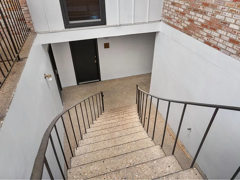 2704 San Pedro St #A-10 — Photo 13