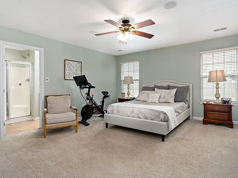 124 Cobblestone Dr — Photo 15