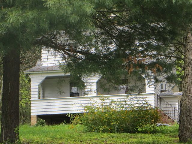 1st image of 795 Ragers Hill Rd
