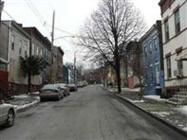2nd image of 146 Clinton Ave