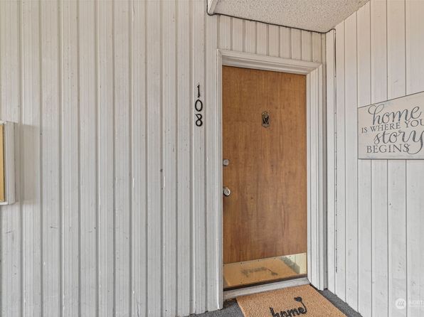1020 S 230th Street #B108, Des Moines, WA 98198
