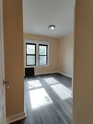 Rented by Signature Property Realty | media 19