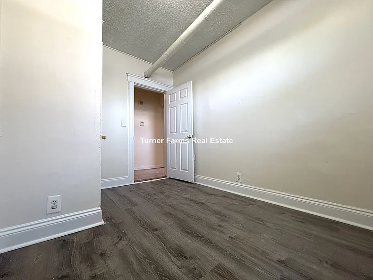 524 Cambridge St #1F — Photo 5
