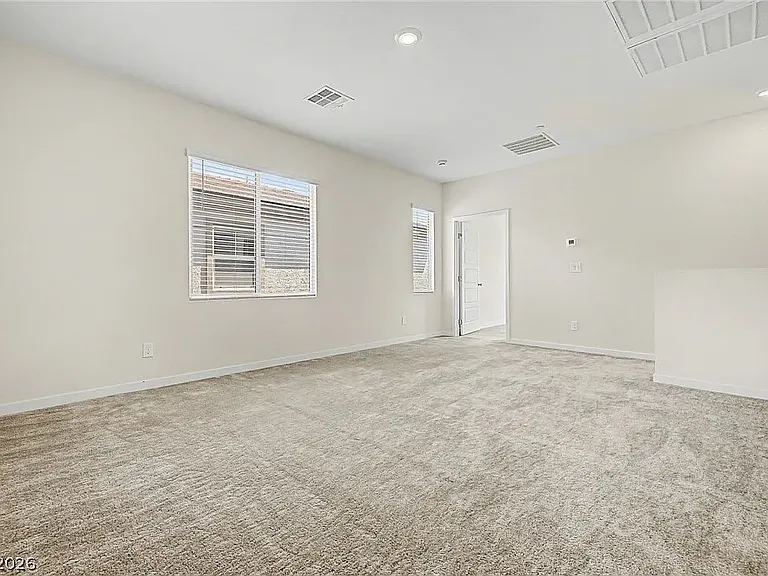 481 Daphne Ter — Photo 11