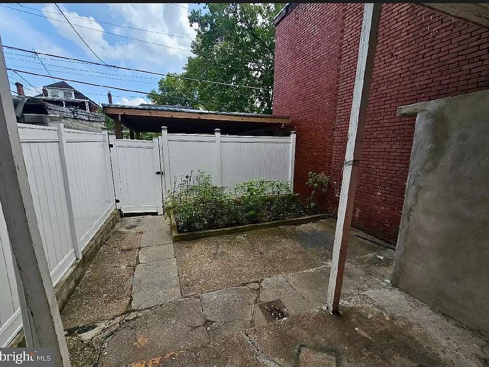 2nd image of 1903 Bellevue Rd