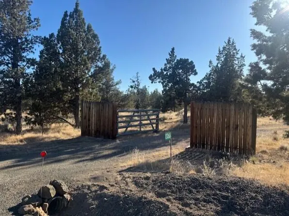 13260 SW Chipmunk Rd, Terrebonne, OR 97760