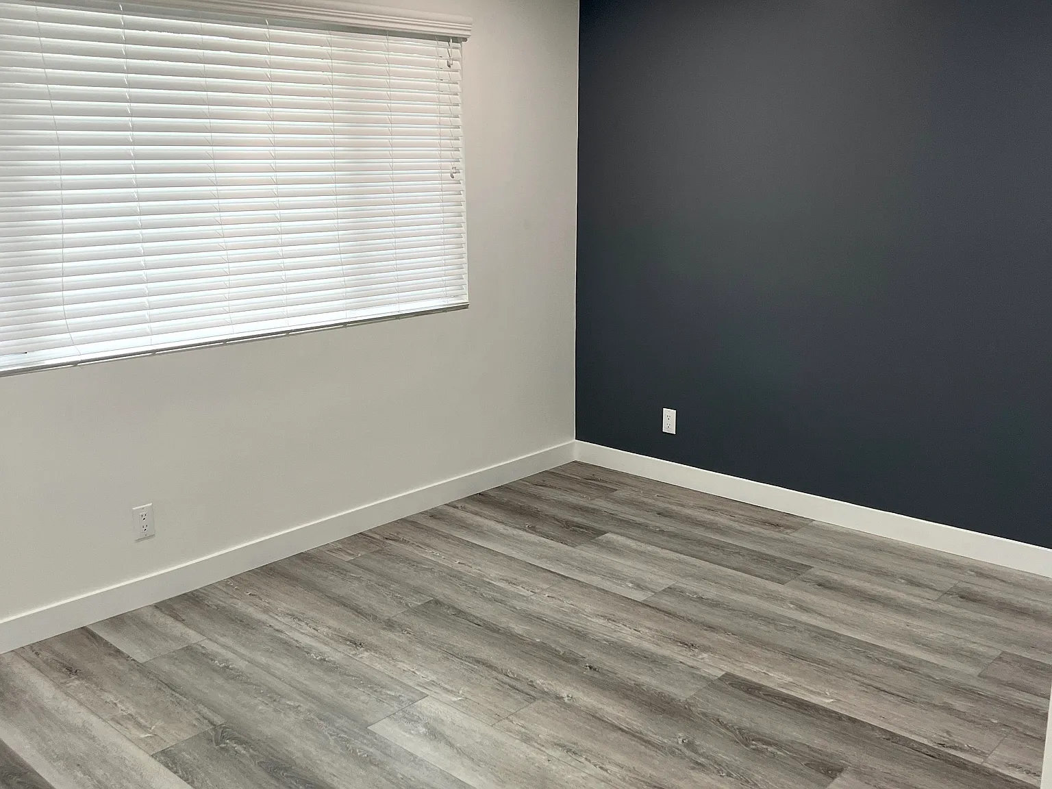 2 bed, 900 sqft, $2,900 — Photo 3