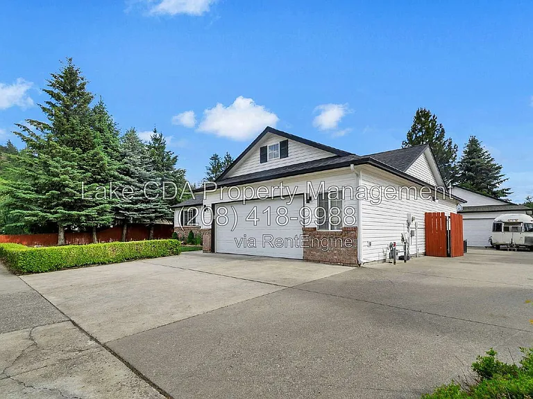 2082 E Greenleaf Ln — Photo 33