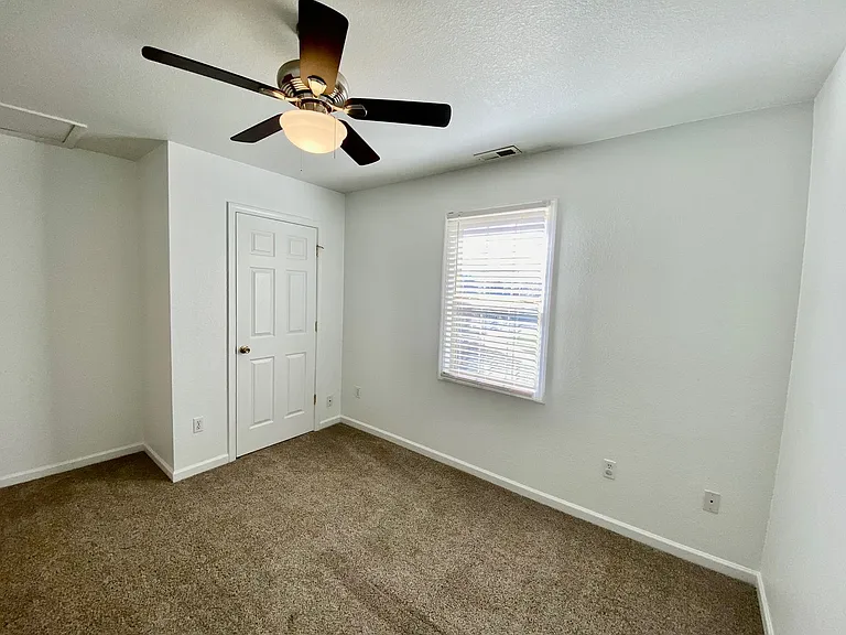 220 T F Kirkpatrick Way #D — Photo 22