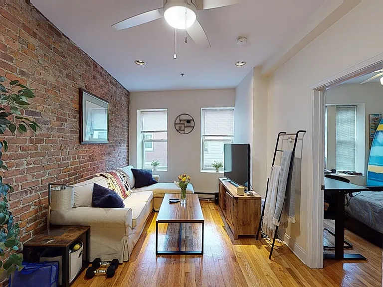 92 Prince St #4 — Photo 1