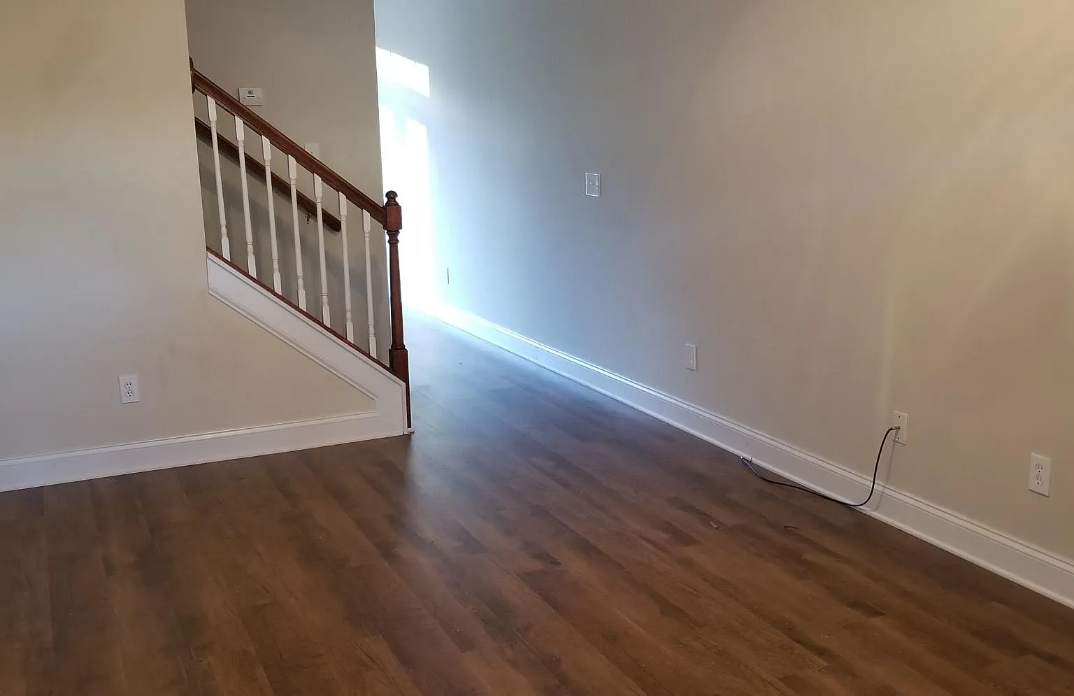 3 bed, 2.5 bath, 1574 sqft, $1,700 — Photo 2