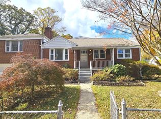 10708 Maybrook Pl, Kensington, MD 20895