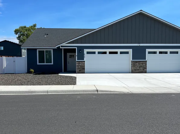 613 Peterson Pl #A, Moses Lake, WA 98837