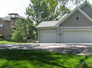 850 Croswell Cir, Rockton, IL 61072