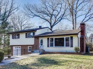 24313 Mervell Dean Rd, Hollywood, MD 20636