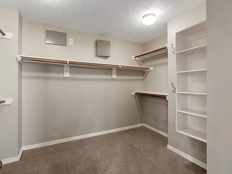 4223 Rose St — Photo 27