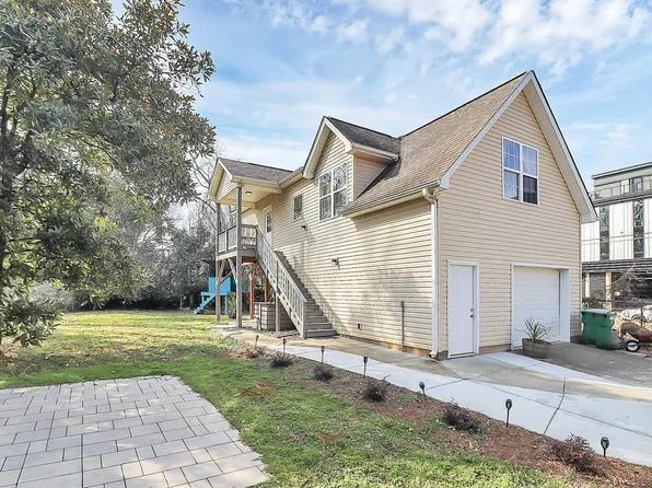 (undisclosed Address), Charlotte, NC 28205