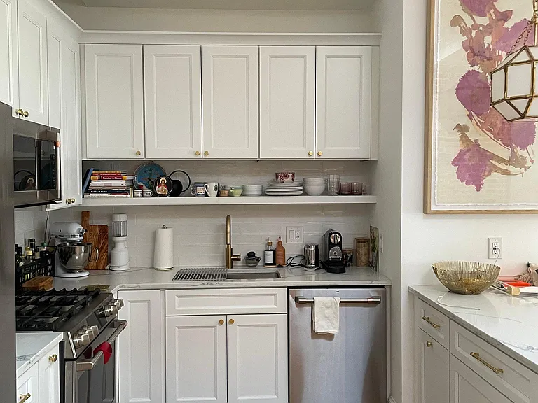 945 T St NW #B — Photo 2