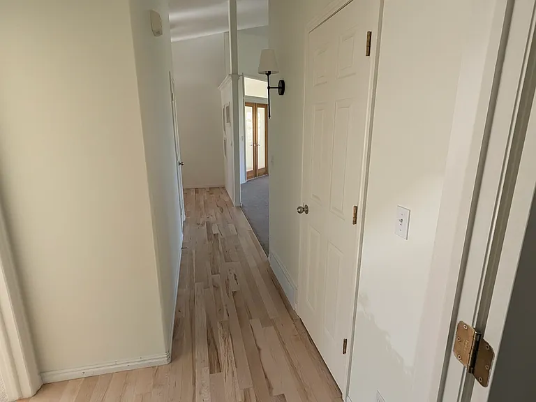 1103 E Skyler Dr — Photo 12