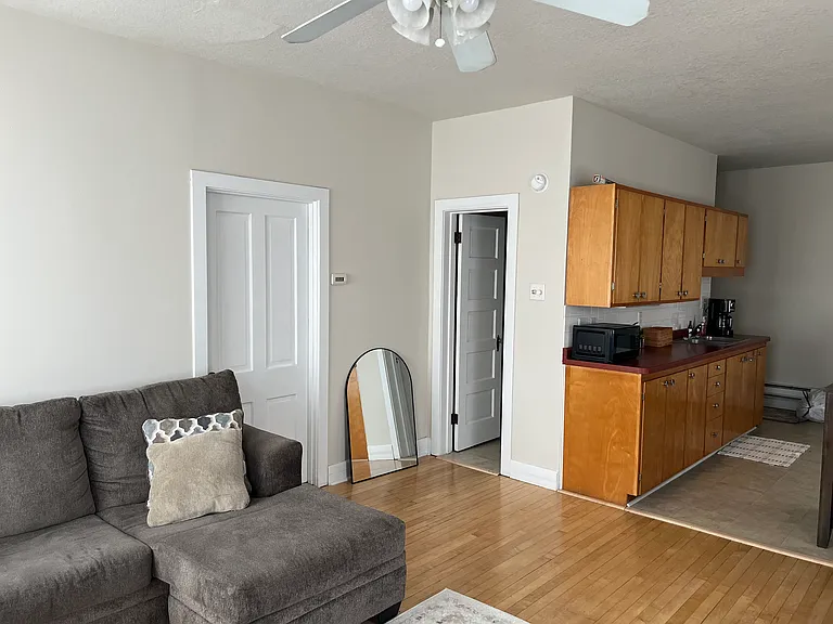 10555 Main St #2 — Photo 8