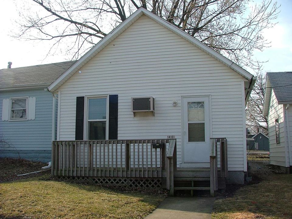 1410 1/2 W Walnut Street, Bloomington. Front of house has a nice little porch.