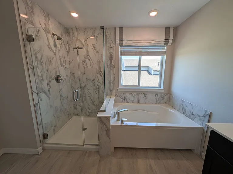 938 Burwood St SE — Photo 22