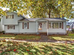 216 N Walnut St, Monon, IN 47959