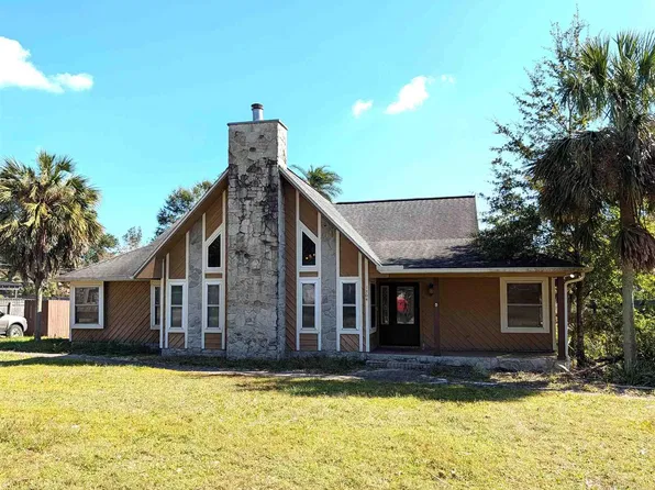 1804 Kingstree Dr, Cantonment, FL 32533