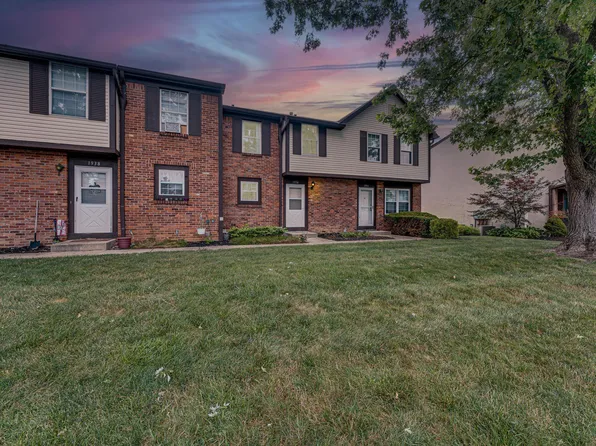 1936 Laramie Dr #19, Powell, OH 43065