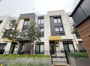100 River St #11, Toronto, ON M5A 0S3