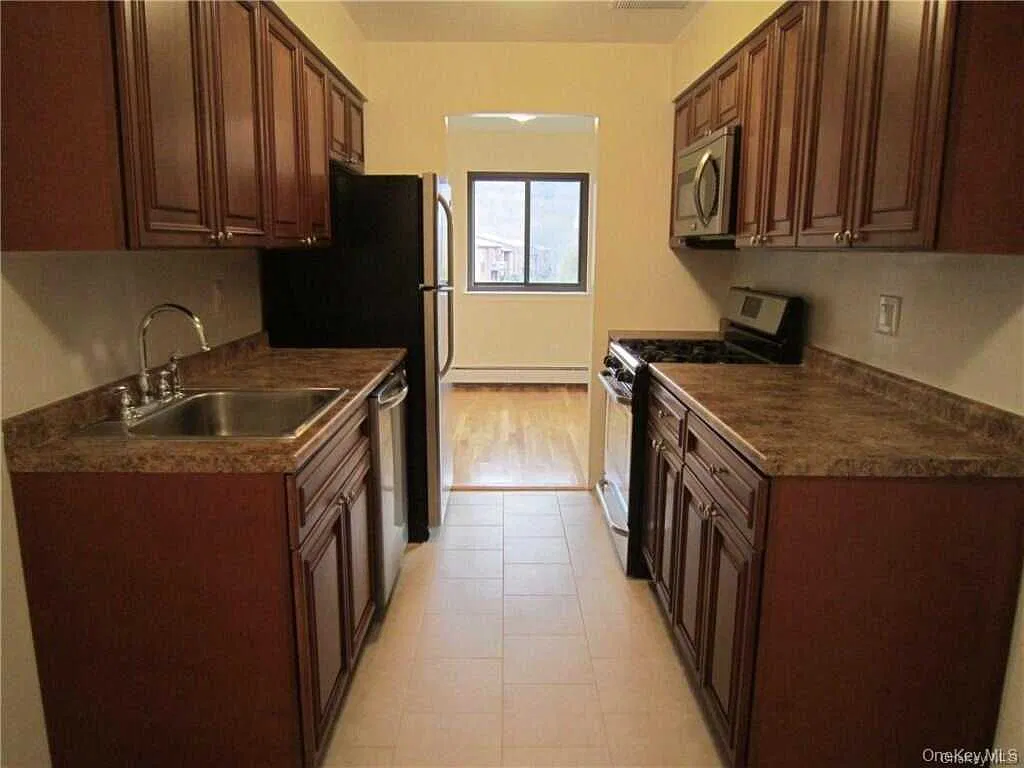 12 Charles Lane, Pomona, NY 10970 — Photo 3