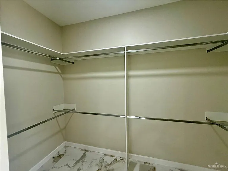 501 N Onyx Ave #1 — Photo 7