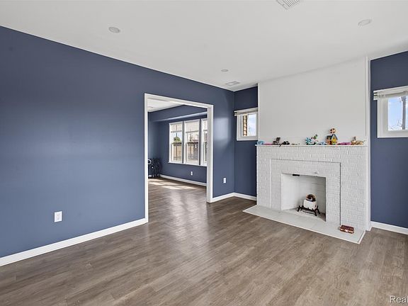 5th image of 20 W Nevada St