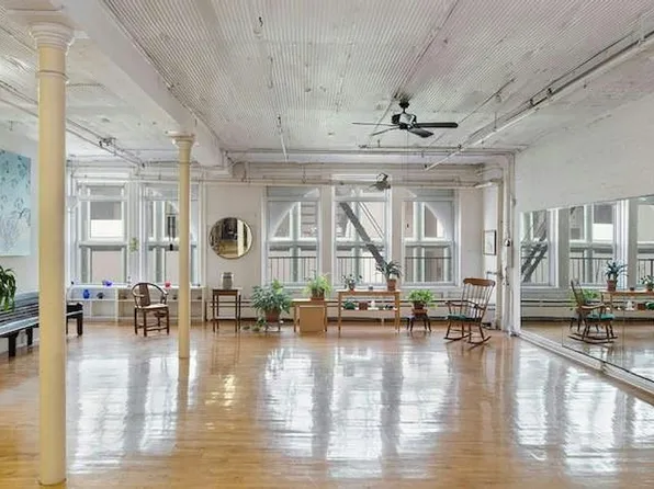 35 Bond St APT 5, New York, NY 10012