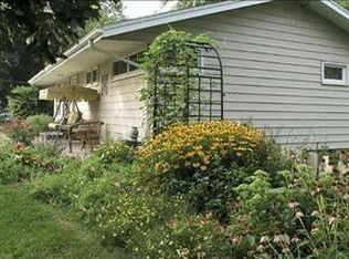 2424 Tomlin Ln, Des Moines, IA 50317