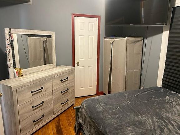 5th image of 2053 N Laramie Ave APT 1
