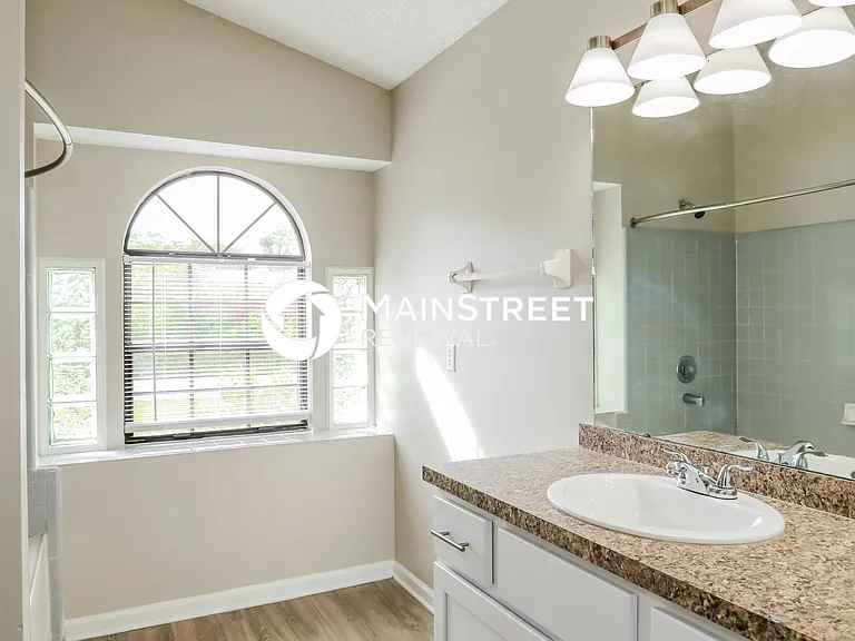Main Bathroom