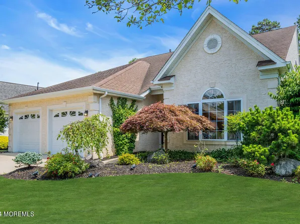 25 Inverness Lane, Jackson, NJ 08527