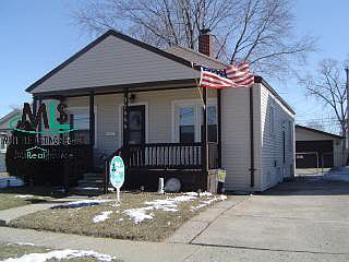 1st image of 27066 W Groveland St