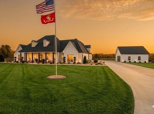 29 Ravenfield Rd, Taylorsville, GA 30178
