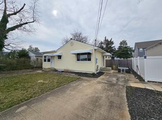 64 Longman St, Toms River, NJ 08753
