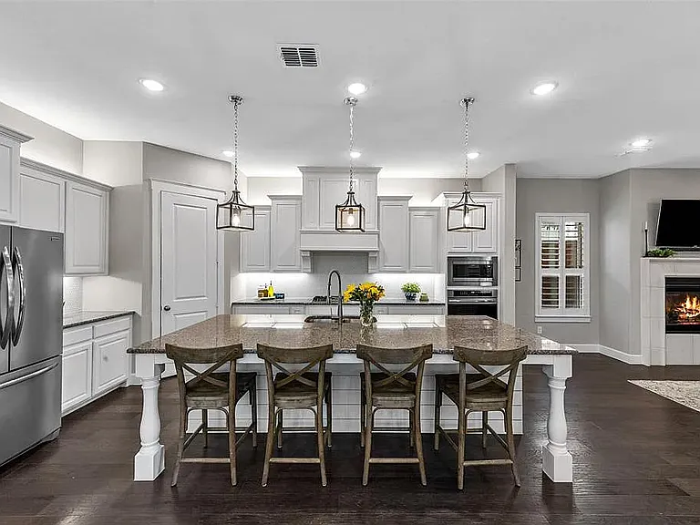1266 Ocean Breeze Dr — Photo 5