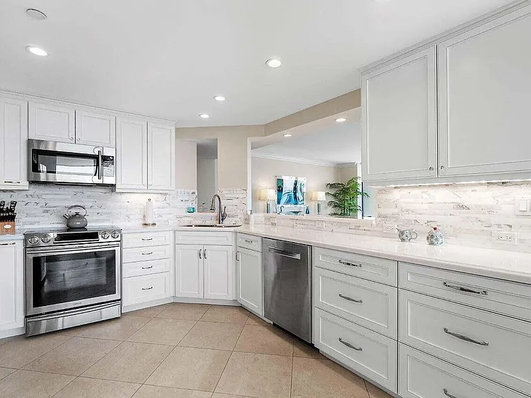 5080 N Ocean Dr #19D — Photo 11