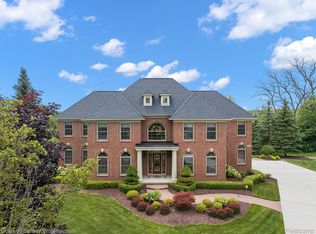 49385 Lincolnshire Ct, Canton, MI 48187